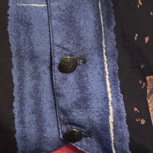 ✨ Edgy Ultra-Rare 90s Nickelodeon Silk Vest – Bold, Fun & Totally Nostalgic! ✨ - Picture 4 of 14